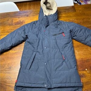 L.L. Bean Kids size 10-12 Puffer Coat in Dark Blue with Red Accents
